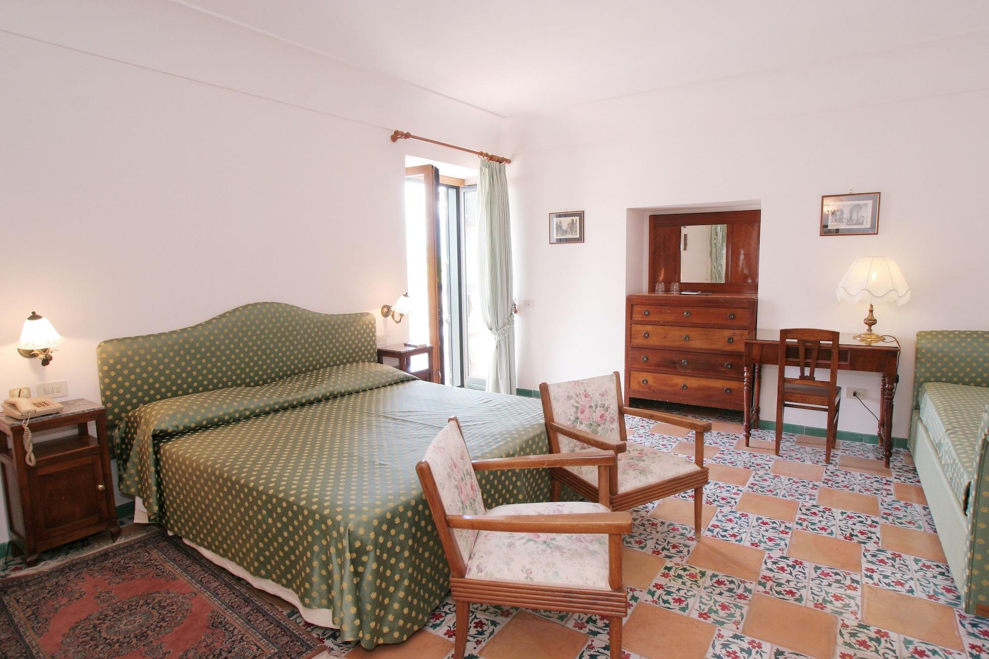 Hotel Rufolo ราเวลโล ภายนอก รูปภาพ