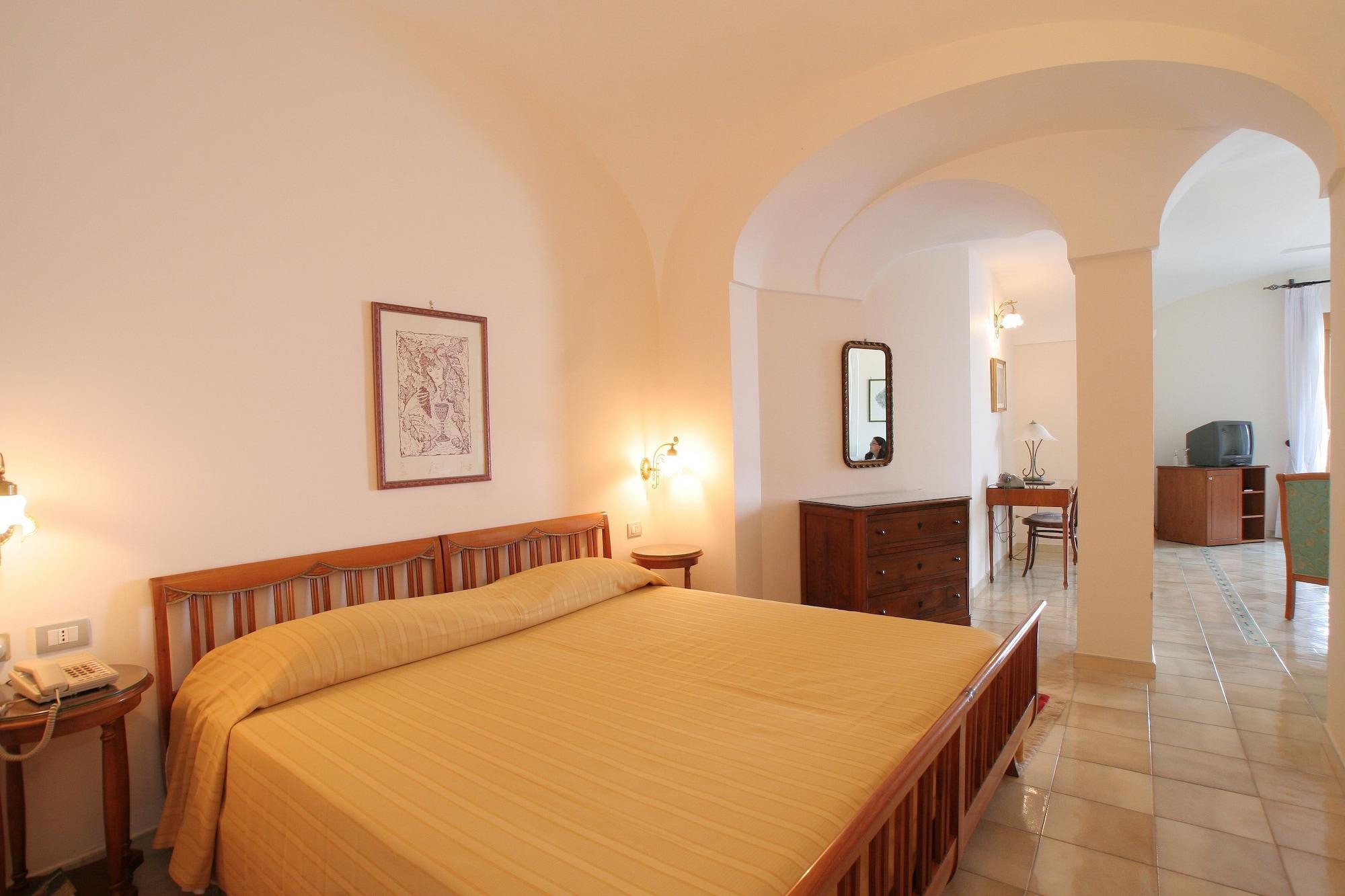 Hotel Rufolo ราเวลโล ภายนอก รูปภาพ