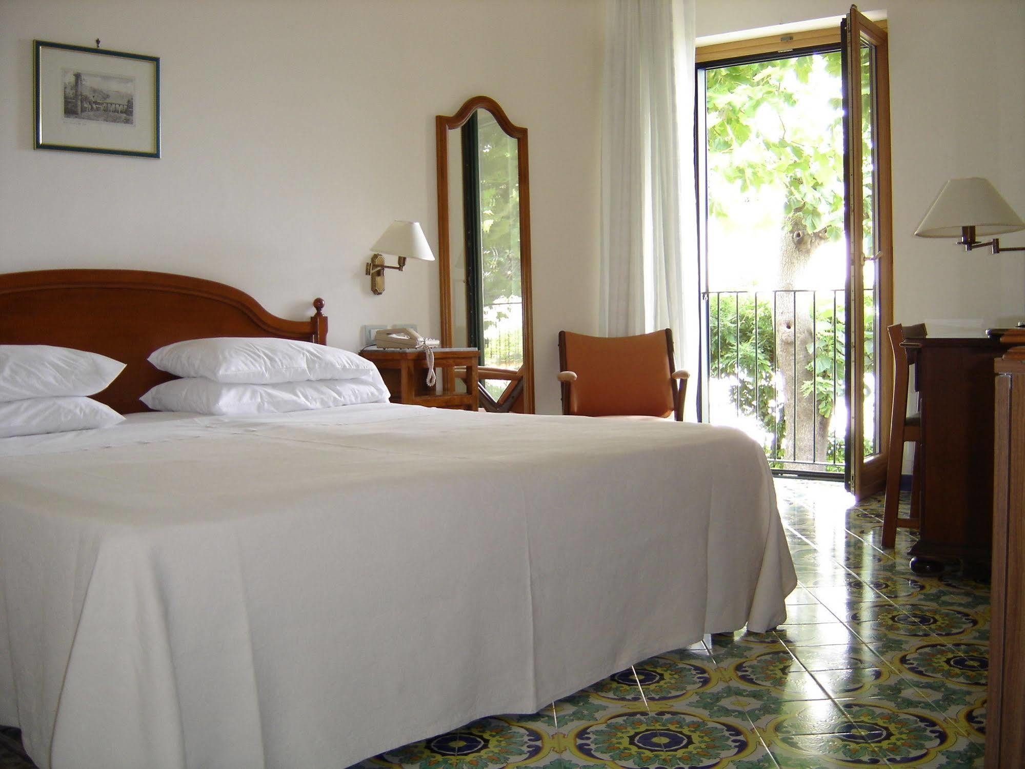 Hotel Rufolo ราเวลโล ห้อง รูปภาพ